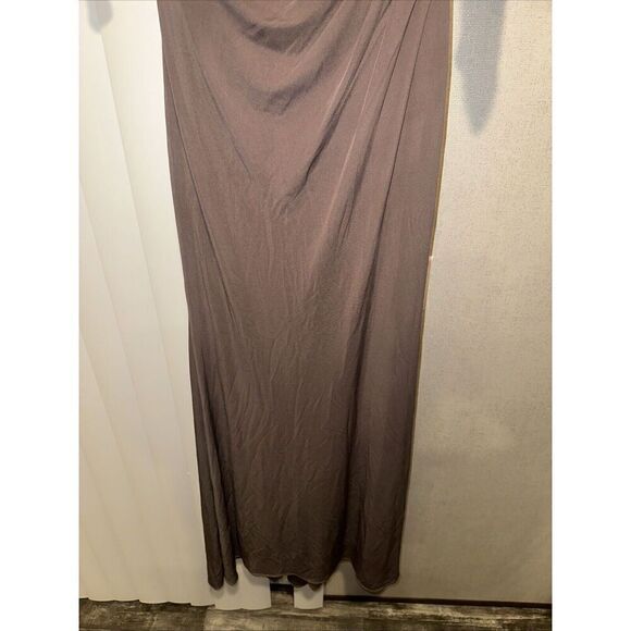 La Femme Cocoa Brown 3/4 Sleeve Ruched Jersey Column Gown Size 8 $365. 14 - Picture 5 of 12